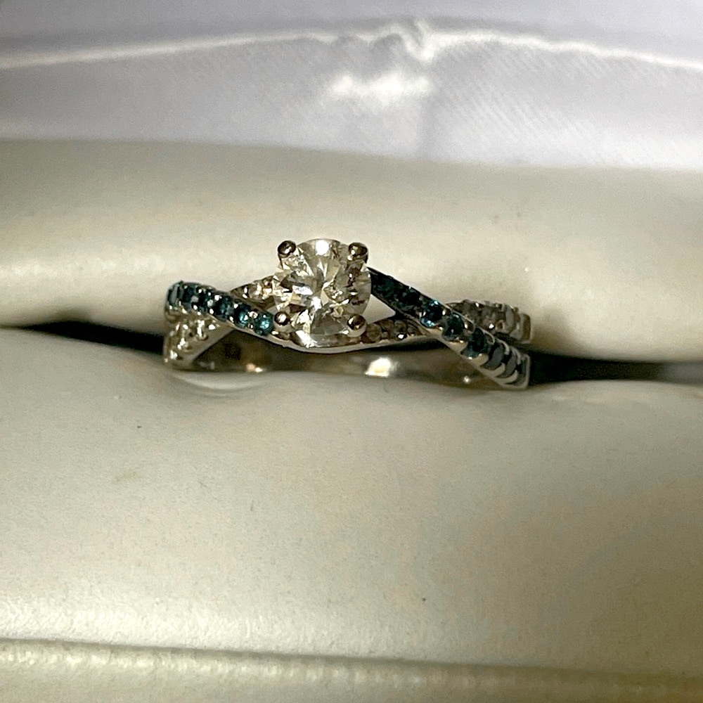 14k Blue And White Diamond Ring